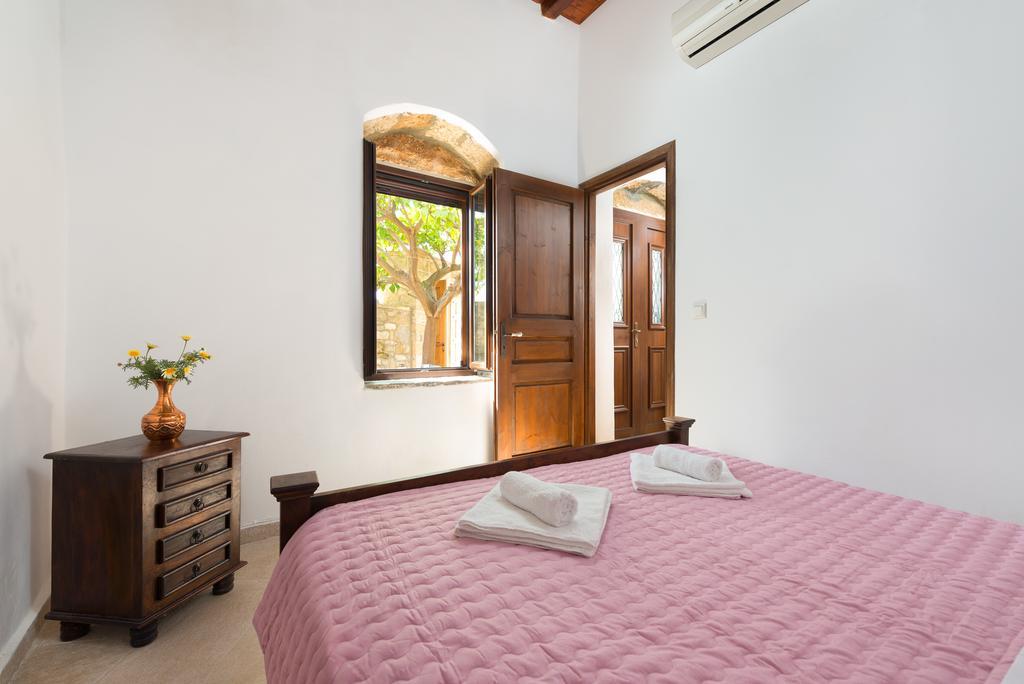 Villa Claudia In לרדוס מראה חיצוני תמונה